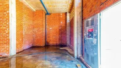 Local comercial en venta en Calle de Agro do Medio - Más
