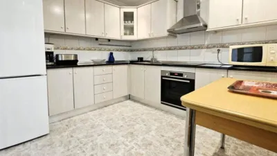 Apartment on Zoa Street photo 14