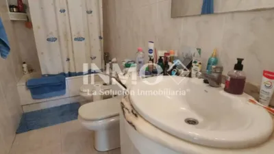 Apartment on Carrer de Riudoms photo 13