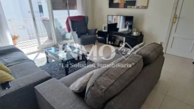 Apartment on Carrer de Riudoms photo 4