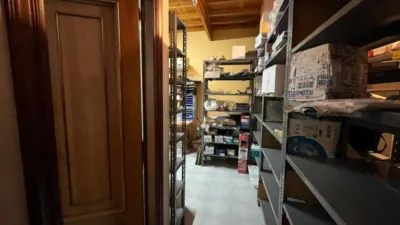 Local comercial en venta en Fene - Más