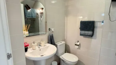 Apartment in Las Filipinas-Villamartín-Canal Norte photo 11