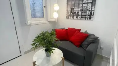 Piso en alquiler en Almagro - Imagen 2