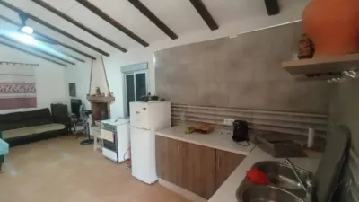Rustic house on N-A Street, -1 photo 10