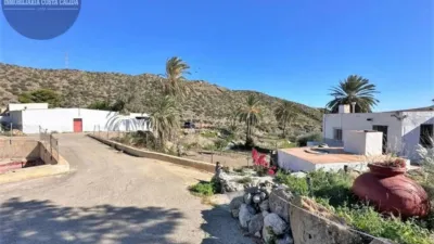Rustic house in Barrio de Jaravia photo 2
