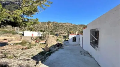 Rustic house in Barrio de Jaravia photo 33