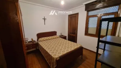 Semi-detached house in A Madanela (Monterrei) photo 8