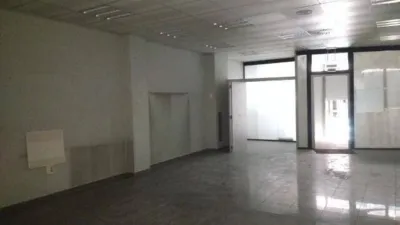Local comercial en alquiler en Ensanche - Més