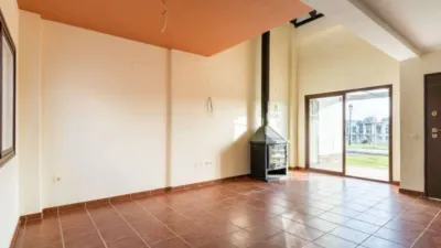 Townhouse in El Ronquillo photo 10
