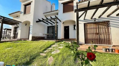 Townhouse in El Ronquillo photo 3