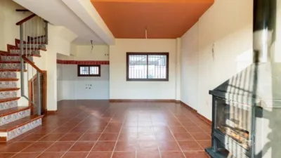 Townhouse in El Ronquillo photo 6