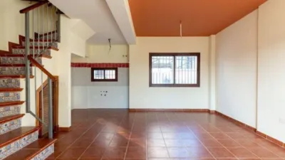 Townhouse in El Ronquillo photo 7