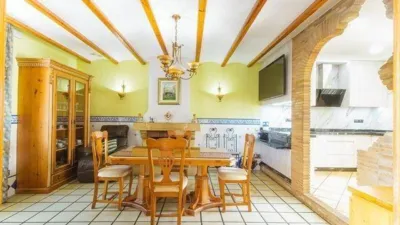 Chalet in Sol y Luz photo 9