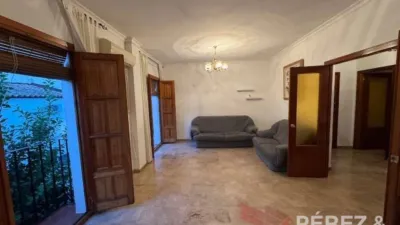 Piso en venta en Calle de Belén - Más