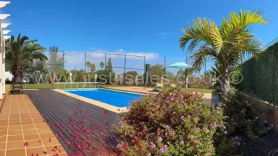 Chalet on Calle Descanso photo 18