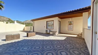 Chalet in Callosa d'en Sarrià photo 2