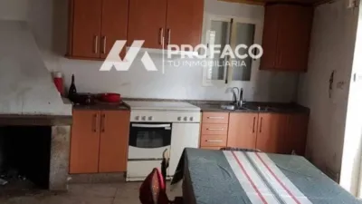 Stone house in Vilar de Santos photo 5