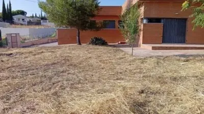 Chalet on Calle Cl Valdepenas photo 2