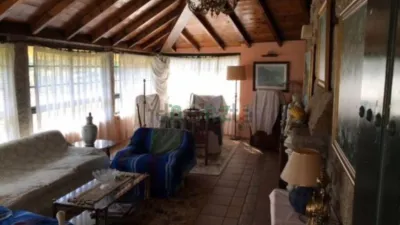 House in Coles (Capital) photo 14