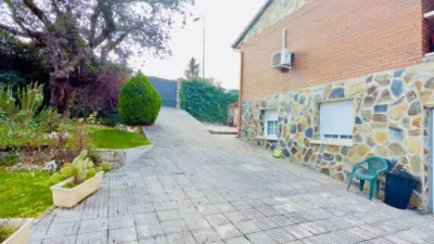 Chalet on Calle de Pontevedra photo 9