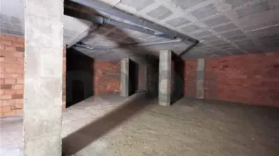 Local comercial en venta en Barrio Pabellón-Estación - More