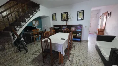 House in the Centre photo 3