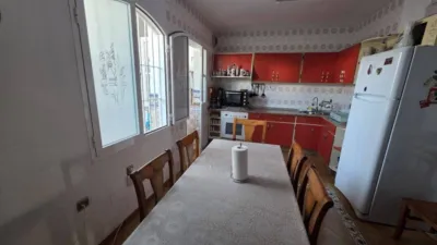 House in the Centre photo 5
