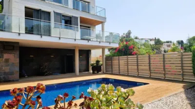 House in Canyelles-La Montgoda photo 20