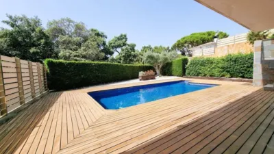 House in Canyelles-La Montgoda photo 21