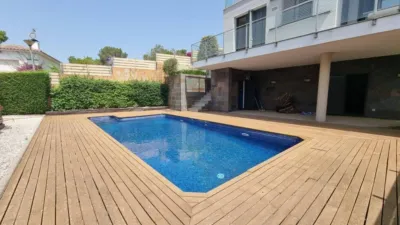 House in Canyelles-La Montgoda photo 39