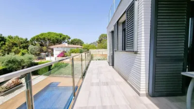House in Canyelles-La Montgoda photo 3