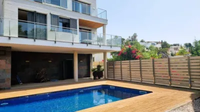 House in Canyelles-La Montgoda photo 42
