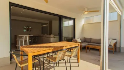 Casa – Torrevieja, Urbanización El Chaparral - Més