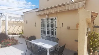 Casa – Orihuela, Urbanización El Presidente, Villa Martín - Más