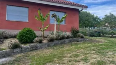 Chalet in Moreiras (Toén) photo 3