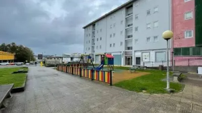 Local comercial en alquiler en Caranza - Vista 2