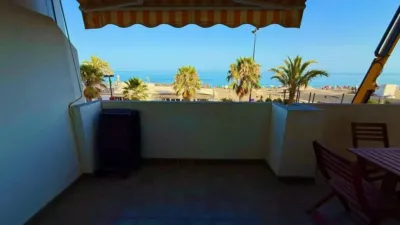 Piso en alquiler en Calle Juan Balbuena Marfil, Las Gaviotas-Carvajal (Fuengirola) de 1.300 €<span>/mes</span>