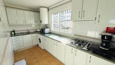 Piso en alquiler en Calle Juan Balbuena Marfil, Las Gaviotas-Carvajal (Fuengirola) de 1.300 €<span>/mes</span>