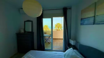 Piso en alquiler en Calle Juan Balbuena Marfil, Las Gaviotas-Carvajal (Fuengirola) de 1.300 €<span>/mes</span>