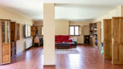 Chalet on Camino de Trespalacios S-N photo 10