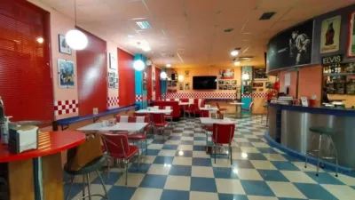 Local comercial en venta en Pravia - Vista 2
