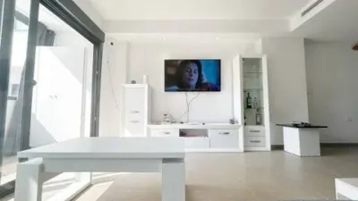 Casa – Guardamar del Segura, Urbanització Pinar de Guardamar - Más
