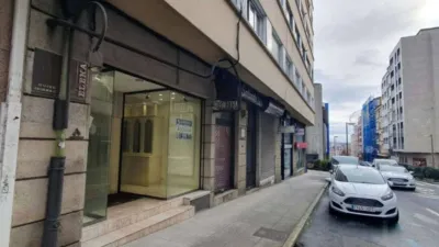 Local comercial en alquiler en Ensanche - Vista 2