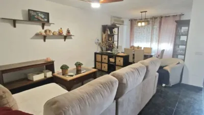 Chalet on Avenida Juan Carlos I, 143 photo 8