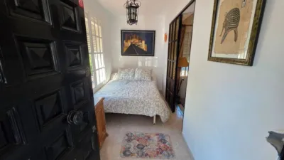 House in the Centre photo 7