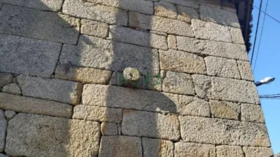 Stone house in O Pereiro de Aguiar photo 2