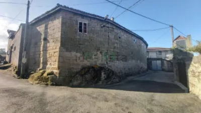 Stone house in O Pereiro de Aguiar photo 3