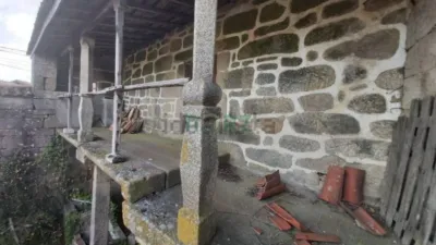 Stone house in O Pereiro de Aguiar photo 8