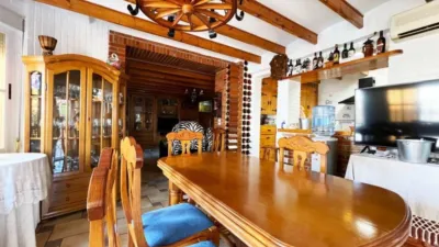 Casa – Almoradí, Polígono Industrial Terciario Era Alta - Más