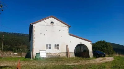 Rustic house on Viaducto Bustio Street photo 6